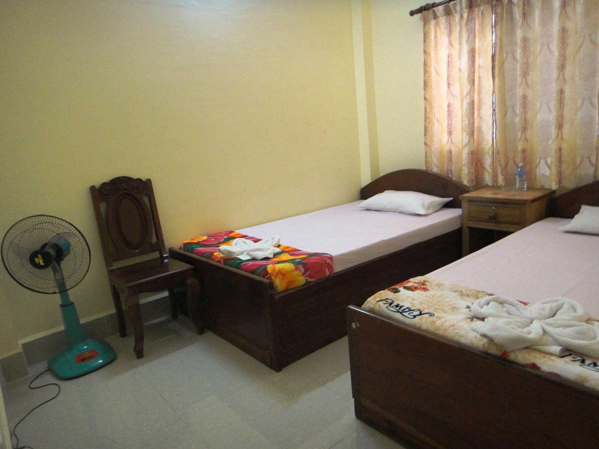 Piphub Thmey Guesthouse Kampot Exterior photo